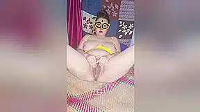 Hot Alisha Bhabhi: Steamy Looks For Every Mood