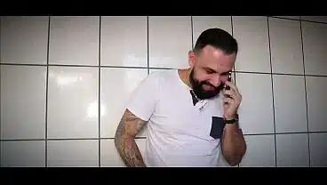 MILF Peituda: A Coroa Queria Me Dar e Acabou Sendo Detonada em uma Suruba com Meus Amigos!