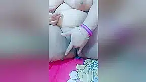 Secretly Fucking With Her Boyfriend In The Absence Of Her Parents
