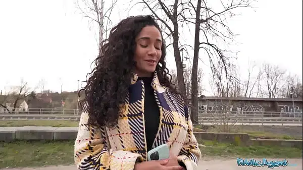 This big boobs big booty Brazilian I met was not shy! – Public Agent
