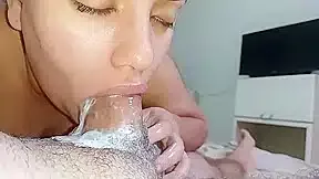 Wet And Deep Blowjob, Bitch Makes Ejaculate In Her Greedy Mouth