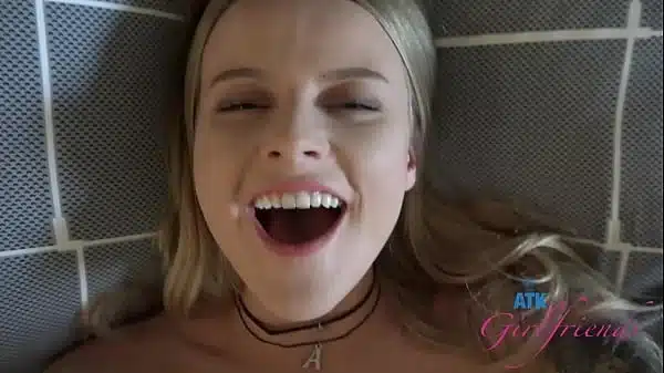 Amateur model filmed POV, epic blowjob and mounting reverse cowgirl (Paris White)