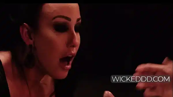 Busty Babe Jennifer White Fucks Man With Split Personality – Tommy