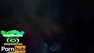 CHICA tetas grandes me pide ser su uber, la pongo a mamar mientras que conduzco videos porno xxx