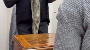 داستانی – زن همسایه به زن من خیانت کرد داستان واقعی مکالمه به شدت حشری کننده ایرانی