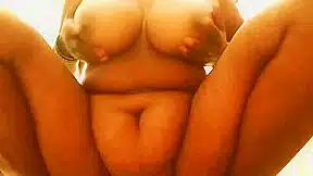 Hindi Sex – Indian Housewife Veena Went To The Bathroom And Got Finger Fucked