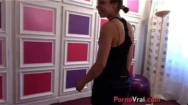 Hot Arabic made porn without saying to her husband! French amateur
