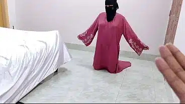 Hot desi stepmom ki maast chudai in my bedroom