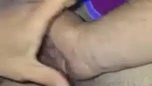 Mi cuñado entra a mi cuarto