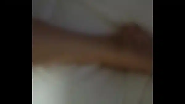 Mi siniora anda muy caliente