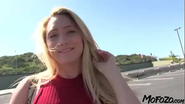 MOFOZO.com – Blonde Amateur Enjoys Getting Fucked Outdoors