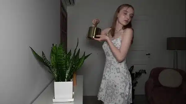 Polly Yangs knows how to piss off her partner so that he can fuck her properly
