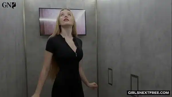See those Two Huge Cocks? For you! Now you’re going to get fucked in the mouth! Polly Yangs In The GloryHole!