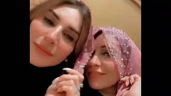 Sexy MILF lips