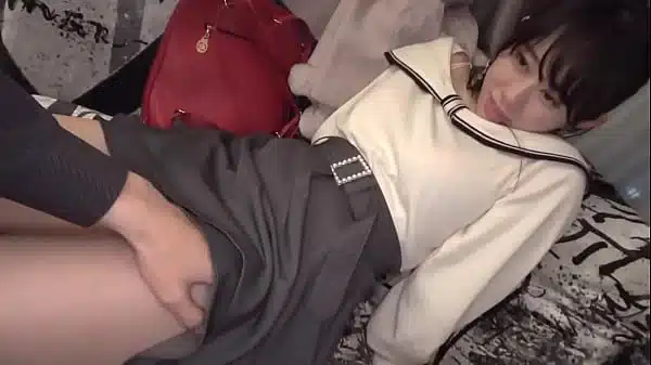 パート1【尋常じゃない量の膣汁噴射ガチSEXをする史上最強の美乳&美尻女神降臨！】お気にのチ●コ客の連絡先をGET→密会デートからのそのままホテイン！ご奉仕プレイでギンギンになったチ●コなら中出しでもOKな絶倫美女と2連戦！【あまちゅあハメREC＃みくる＃メンエス嬢】