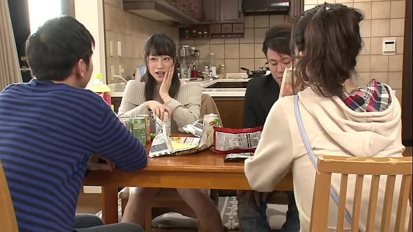 https://bit.ly/3qVECjg　バレそうな極限状態に屈服した女はエロい！！人がいてもおかまいなし！！痺れる緊張感に性欲爆発！！こんなことろでなんて…声出ちゃうよ…　潮吹き 美乳 中出し イタズラ 素人 ミニスカ