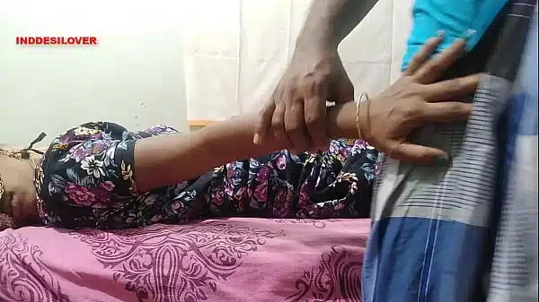 Married girlfriend’s pussy fucked after two years
