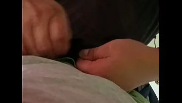 ME FOLLO A MI HERMANASTRA!! TIENE UN CUERPO HERMOSO !! Y ME LO CHUPA MUY RICOO