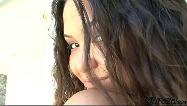 MOFOZO.com – 18-Year-Old Stepdaughter Having Her Butt Penetrated