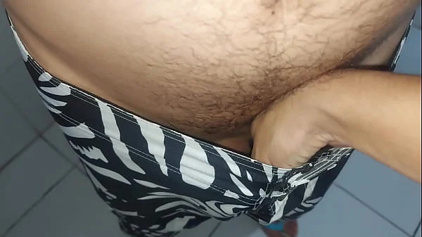 My cuckold told me to go to the bathroom to suck his friend, bastard came super fast Kasallpimenta