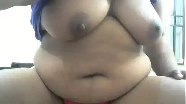 sexy ebony masturbating