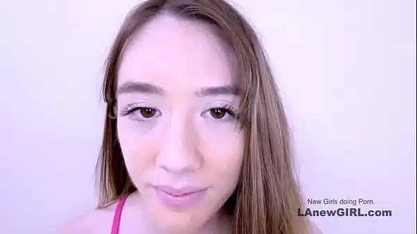 Sweet New 19yo Girl Skilled in Sucking Big Dick at her Modeling Audition