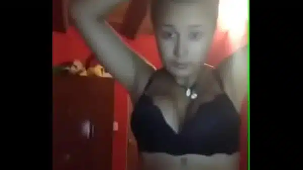 [White] chica blanca puta en webcam baila como puta