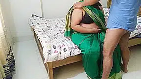 (25 Year Old Ki Chudai Majboor) Tamil Big Boobs Saree Wearing Fuck In Bed – Huge Fuck