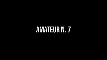 Amateur n. 7 – couple spied on from behind a mirror until the orgasm