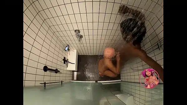 Anime Character Gives Blowjob in Shower