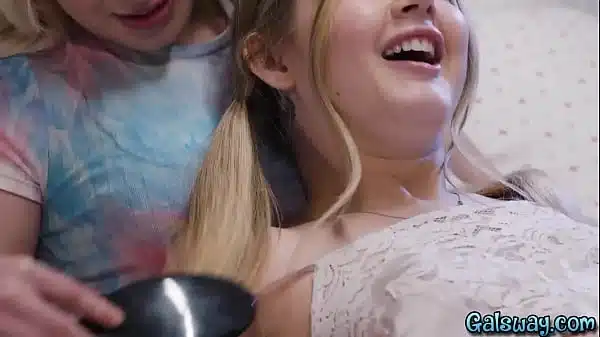 Ava Sinclaire shows Coco Lovelock anything about lesbian sex