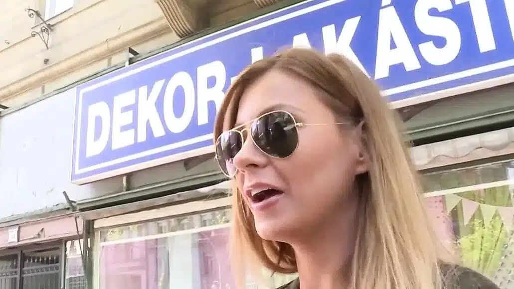 BoxTruckSex – Lesbian seduces straight girl in public