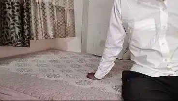 Desi Bihari Housewife sex with her landlord for apartment rent pay-off, Indian xxxx Hindi audio