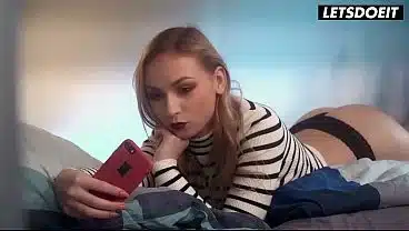 Hostel Sex With Horny Blonde Jenny Wild – LETSDOEIT