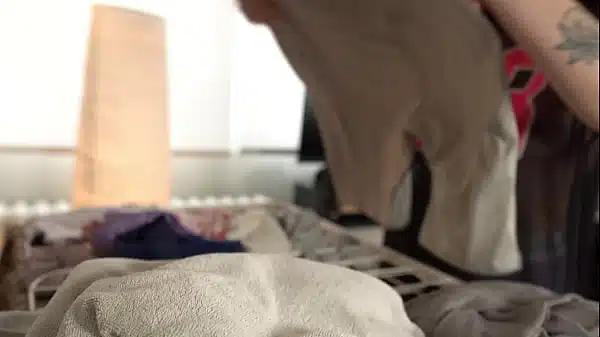 Hot Maid Gets Unexpected Bonus Before Leaving Work!