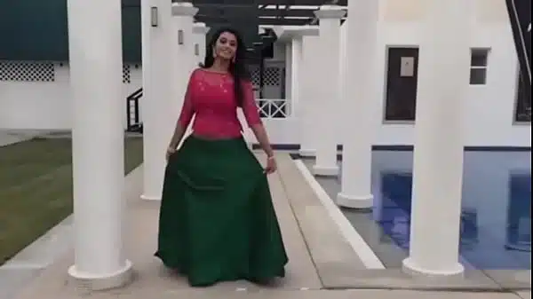 indian actress navel show