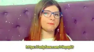 Innocent girl dreams of cumming with her older stepsister