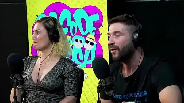 Será que uma atriz pornô goza durante a gravação do filme pornô?