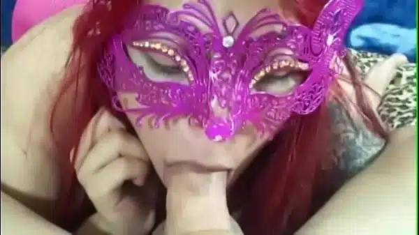 SEXY LUCHA GIRL DOES PORN