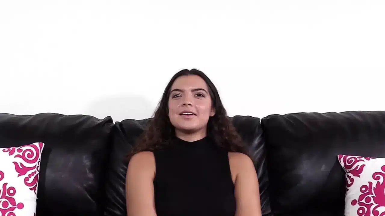 Teen newcomer Ava receives cum in mouth after casting sex