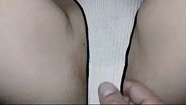xxx linda hermanastra le gusta follar muy rico a escondida